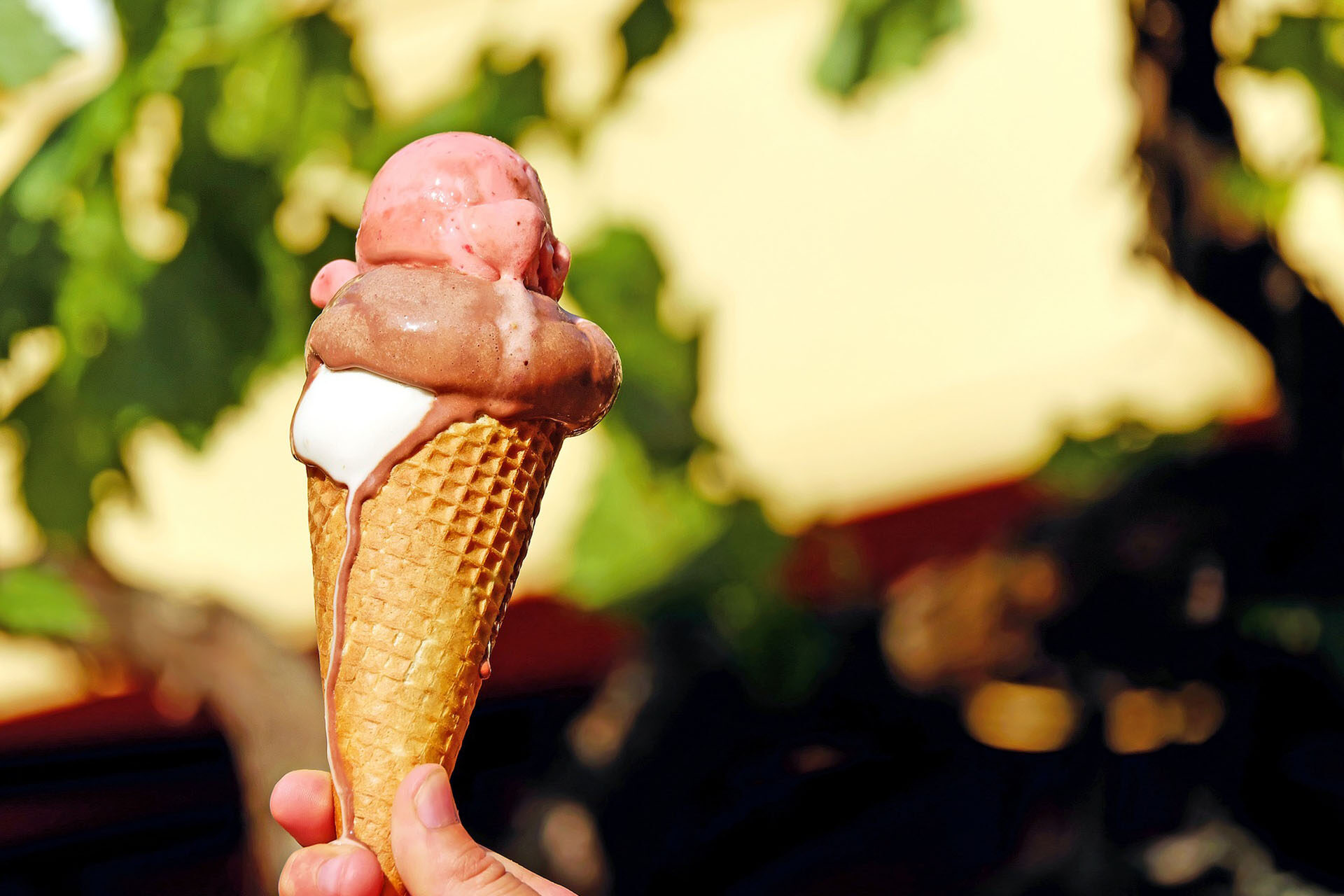 melting ice cream in hot weather